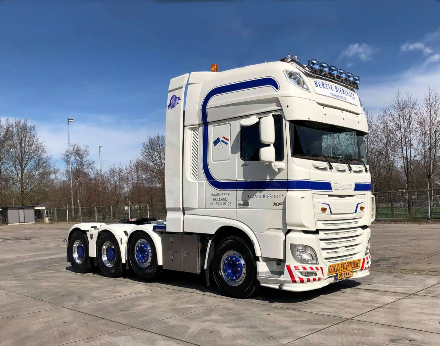 Даф икс эф 105. Тягач Даф 105. DAF XF 106 тягач. DAF XF 106 530. DAF XF 530.