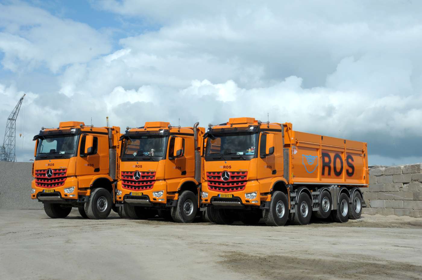 Mercedes-Benz Arocs trio voor ROS BV