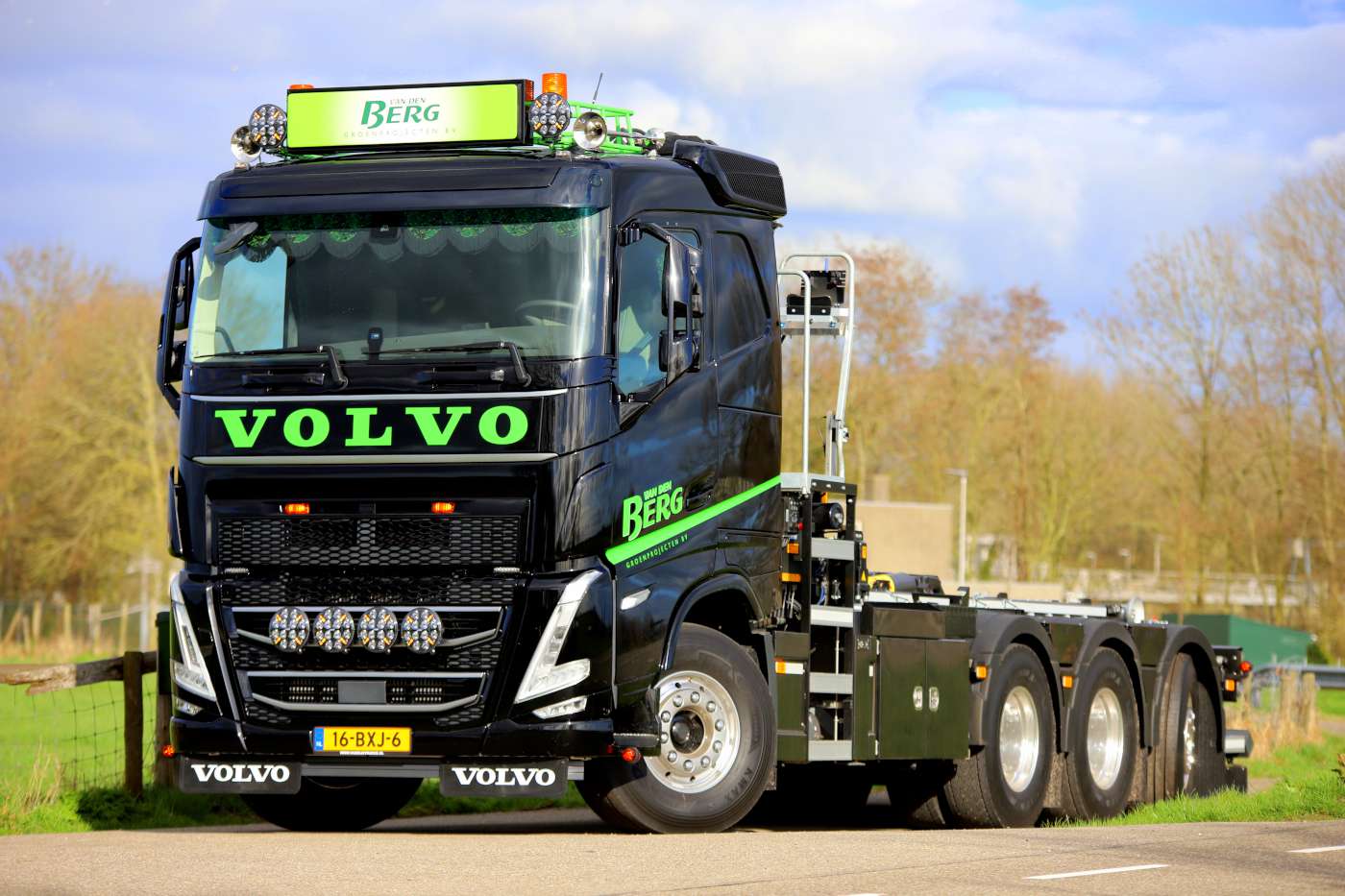 Volvo FH voor Van den Berg Hoveniers