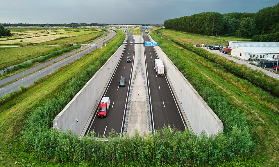 Tunnel tussen A4 en A44 eindelijk open
