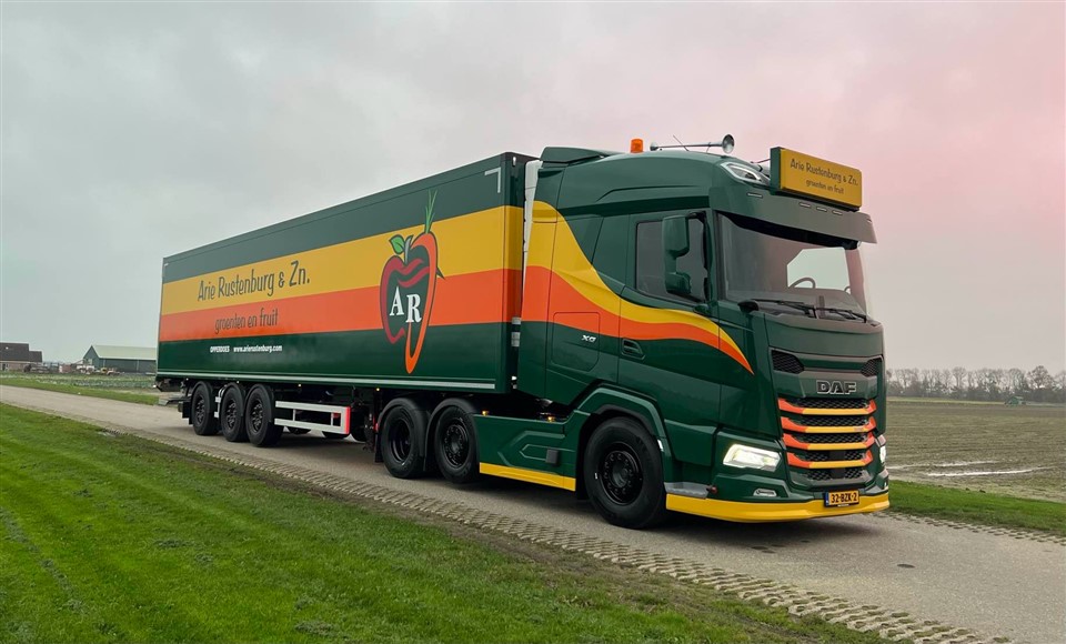 Kleurrijke combinatie voor Arie Rustenburg & Zn.