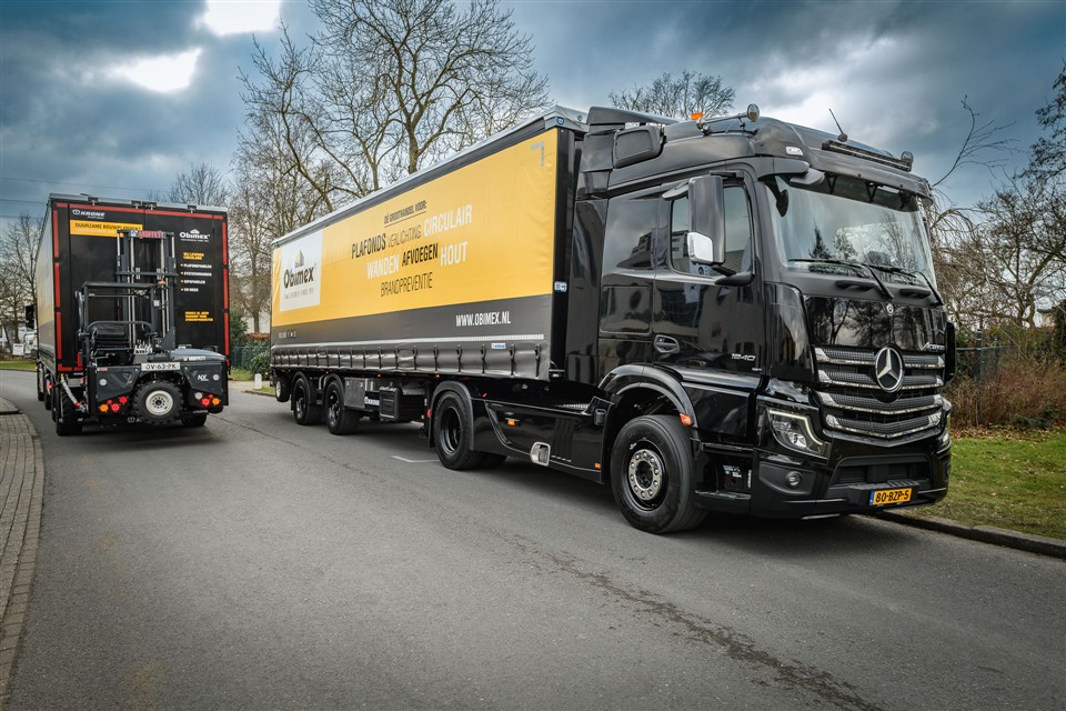 Na Antos nu Actros voor Obimex