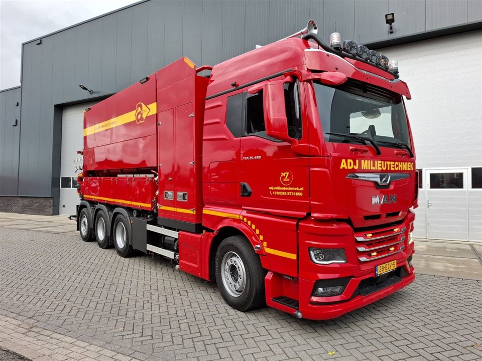 MAN TGX zuigt bij ADJ Milieutechniek