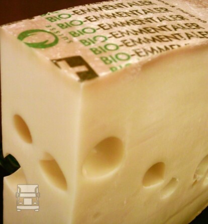 Emmentaler (960 x 810) Emmentaler (960 x 810)