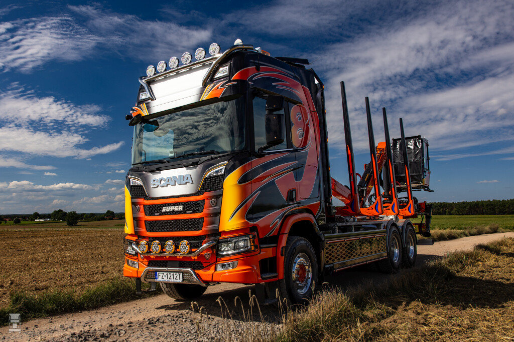 Poolse Scania R660 houttruck
