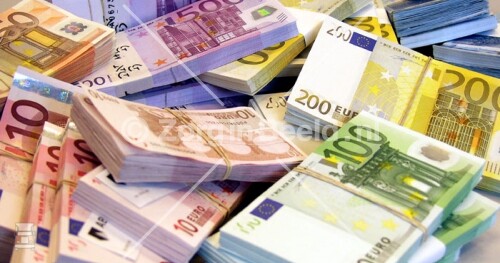 Eurobiljetten-veel.jpg Eurobiljetten-veel.jpg