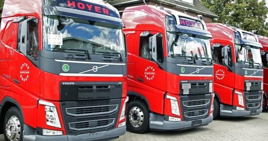 Hoyer_VolvoLR.jpg Hoyer_VolvoLR.jpg