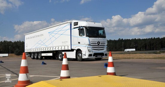 IEP_2030-1400.jpg IEP_2030-1400.jpg