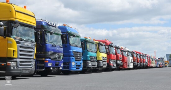 trucks_LR.jpg trucks_LR.jpg