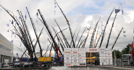 IEP_8000-1400.jpg IEP_8000-1400.jpg