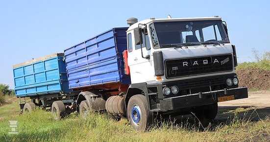 51-IMG_1775-border.jpg 51-IMG_1775-border.jpg