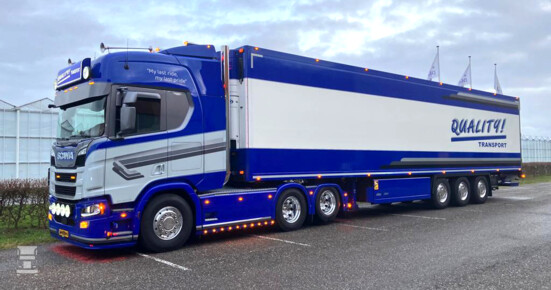 Special interior (2) Special interior (2)