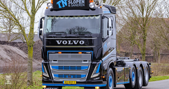 TN FH16 750 Triple TN FH16 750 Triple