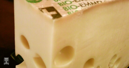 Emmentaler (960 x 810) Emmentaler (960 x 810)
