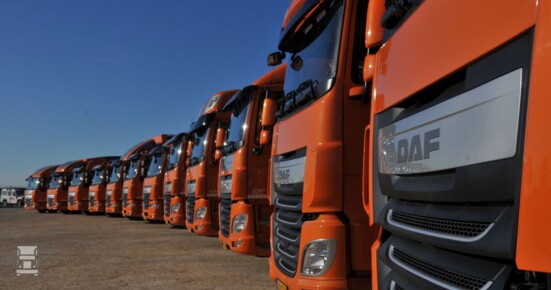 TJO_0125LR.jpg TJO_0125LR.jpg