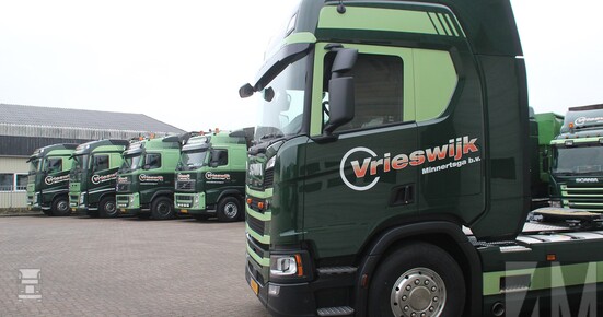 IMG_5482-BorderMaker.jpg IMG_5482-BorderMaker.jpg