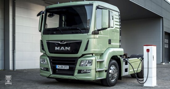 MAN-elektrisch2LR.jpg MAN-elektrisch2LR.jpg