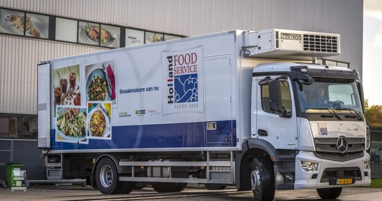 Mercedes-Holland_Food_LR.jpg Mercedes-Holland_Food_LR.jpg