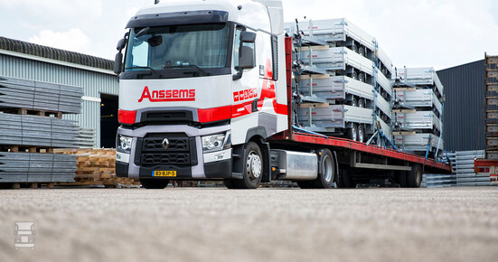 Renault_Trucks_T_High_Anssems_2_lowres.jpg Renault_Trucks_T_High_Anssems_2_lowres.jpg