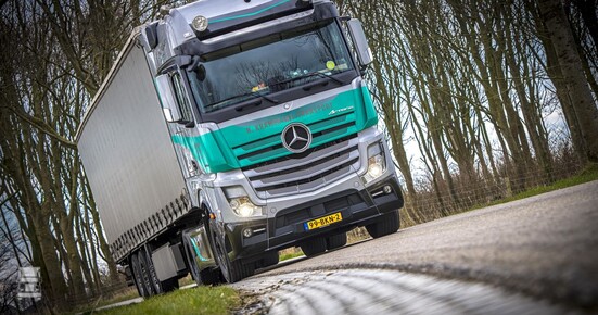 SilverStar_2_kramer_LR.jpg SilverStar_2_kramer_LR.jpg