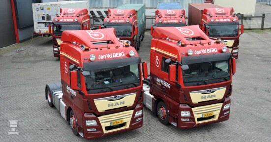 vdBerg_14-1400.jpg vdBerg_14-1400.jpg