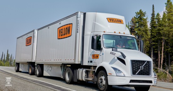 Yellow Volvo VNL Yellow Volvo VNL