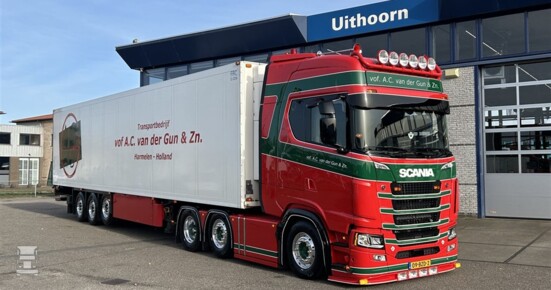 Gun1 (960 x 681) Gun1 (960 x 681)