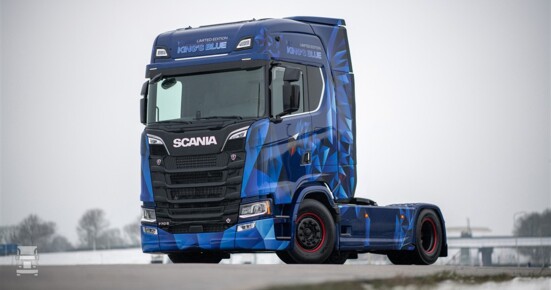 BIGtruck Scania_80 jaar NL_King's Blue Limited Edition_1 (960 x 640) BIGtruck Scania_80 jaar NL_King's Blue Limited Edition_1 (960 x 640)