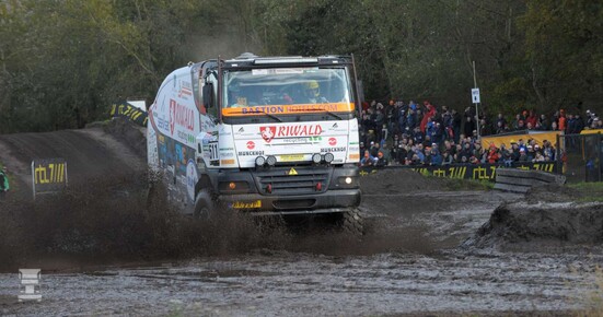 Sel_8-1400.jpg Sel_8-1400.jpg