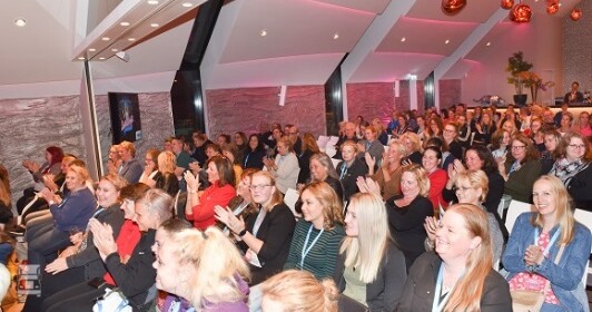 Vrouwen-STL1.jpg Vrouwen-STL1.jpg