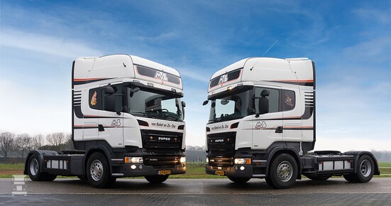 Van-Bakel_Scania-2-pers-2021.jpg Van-Bakel_Scania-2-pers-2021.jpg
