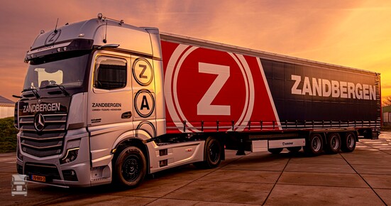 B001_Jubileum_Zandbergen_Transport_gevierd_met_Actros_Edition_1.jpg B001_Jubileum_Zandbergen_Transport_gevierd_met_Actros_Edition_1.jpg