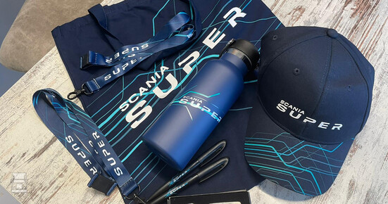 Super_2.jpg Super_2.jpg