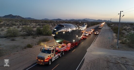 bigtruck vliegtuig transport 3 (960 x 540)