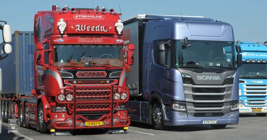 Weeda1.jpg Weeda1.jpg