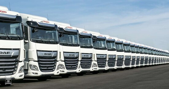 DAF-XF-row-Girteka-delivery-01-1400.jpg DAF-XF-row-Girteka-delivery-01-1400.jpg