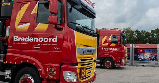 DAF-duo-voor-Bredenoord-Apeldoorn-6.jpg DAF-duo-voor-Bredenoord-Apeldoorn-6.jpg