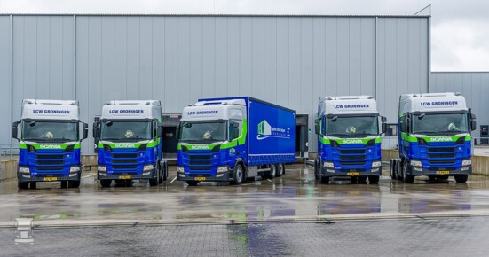 LCW-Groningen_Scania-2-pers-2021.jpg LCW-Groningen_Scania-2-pers-2021.jpg