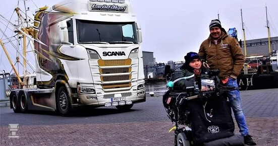 Robin_Holsappel.jpg Robin_Holsappel.jpg