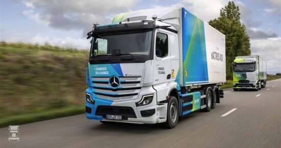 25DT232_013 (960 x 640)