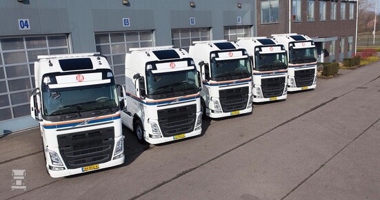 Nippon1.jpg Nippon1.jpg