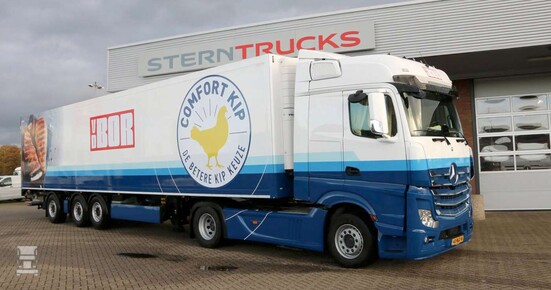 Stern-1400.jpg Stern-1400.jpg