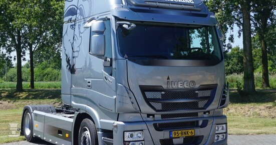 Jaks_Trucking_LR.jpg Jaks_Trucking_LR.jpg