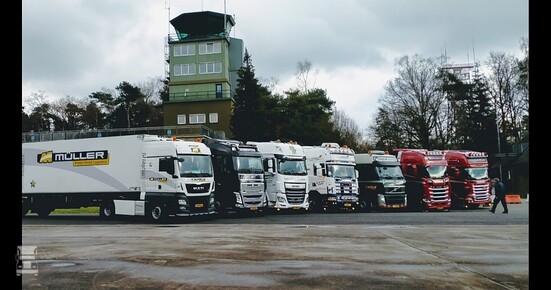 Tukker_truckers_vroeger_LR.jpg Tukker_truckers_vroeger_LR.jpg