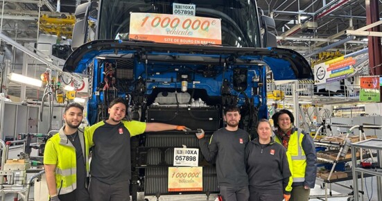 Renault1000000 (960 x 720) Renault1000000 (960 x 720)