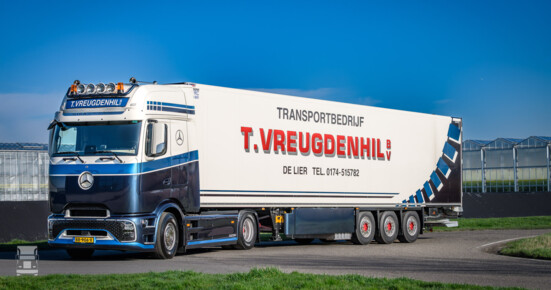 1920_tweefraaieeactros600trekkersindevlootvant.vreugdenhil
