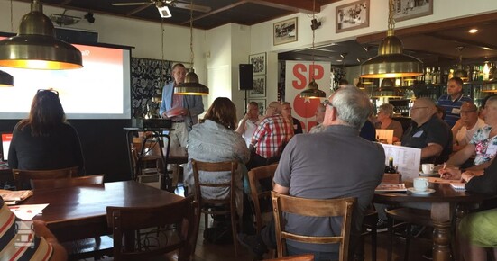 Dennis-deJog-TweedeSteeg.jpg Dennis-deJog-TweedeSteeg.jpg