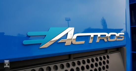 Electricbenz3.jpg Electricbenz3.jpg