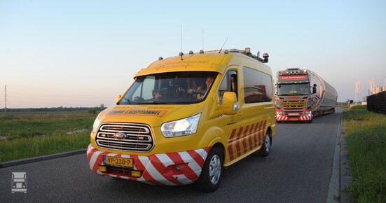 begeleider_20_2_LR.jpg begeleider_20_2_LR.jpg