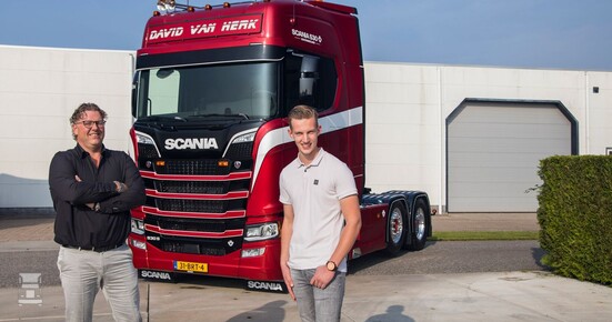 David-van-Herk_Scania-2-pers-2021.jpg David-van-Herk_Scania-2-pers-2021.jpg